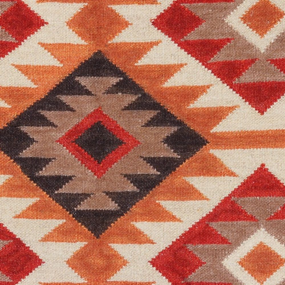 Hand Crafted Wool Area Rug with Cotton Warp 'Learn by Heart'